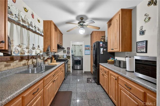 11002 Arroyo Drive, Whittier, CA 90604