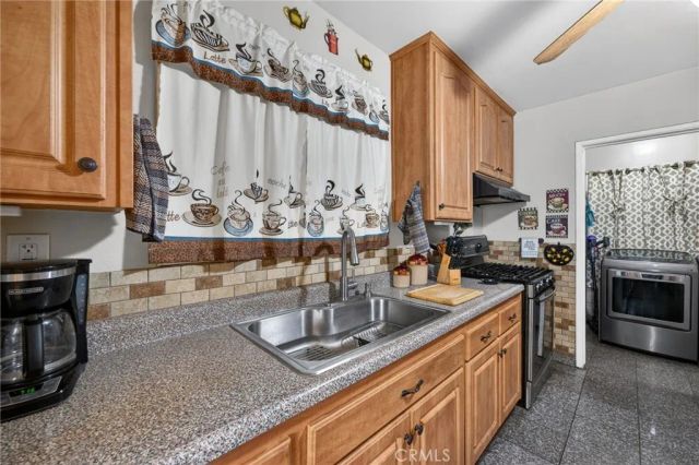 11002 Arroyo Drive, Whittier, CA 90604