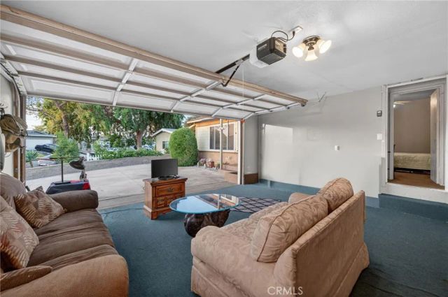 11002 Arroyo Drive, Whittier, CA 90604
