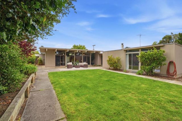 1879 Lexington Avenue, San Mateo, CA 94402