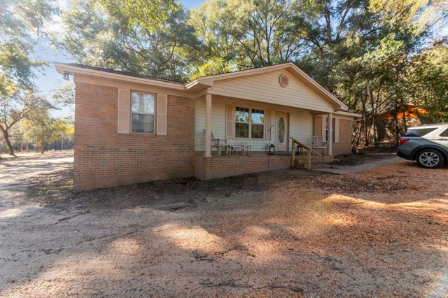 5283 Bob Sikes Road, Defuniak Springs, FL 32435