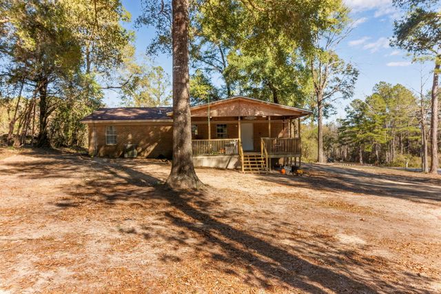 5283 Bob Sikes Road, Defuniak Springs, FL 32435