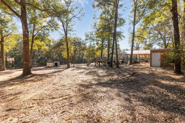 5283 Bob Sikes Road, Defuniak Springs, FL 32435