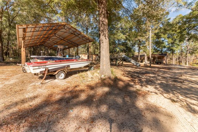 5283 Bob Sikes Road, Defuniak Springs, FL 32435