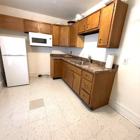 570 PARK Avenue, Meadville, PA 16335