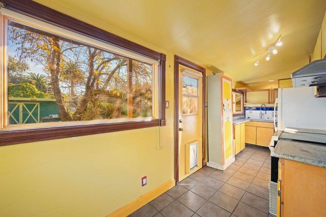 1726 Parker St 1, Berkeley, CA 94703