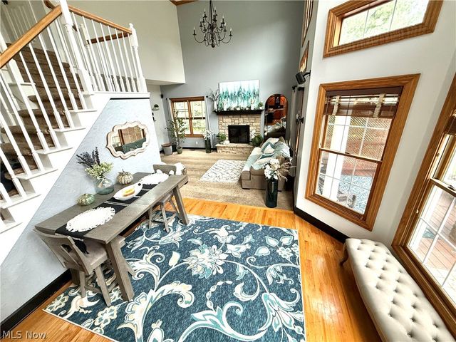 5277 Manchester Avenue NW, North Lawrence, OH 44666