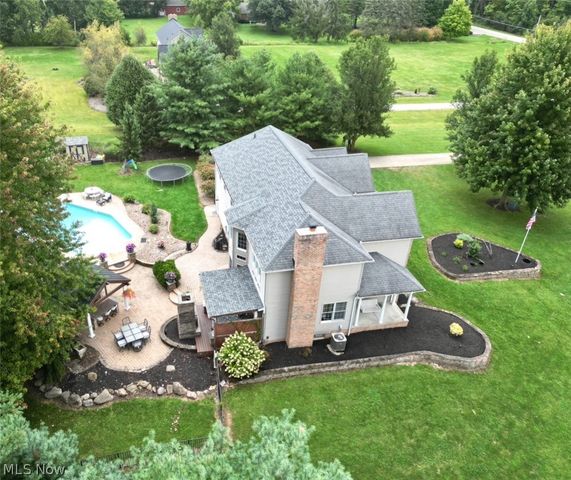 5277 Manchester Avenue NW, North Lawrence, OH 44666