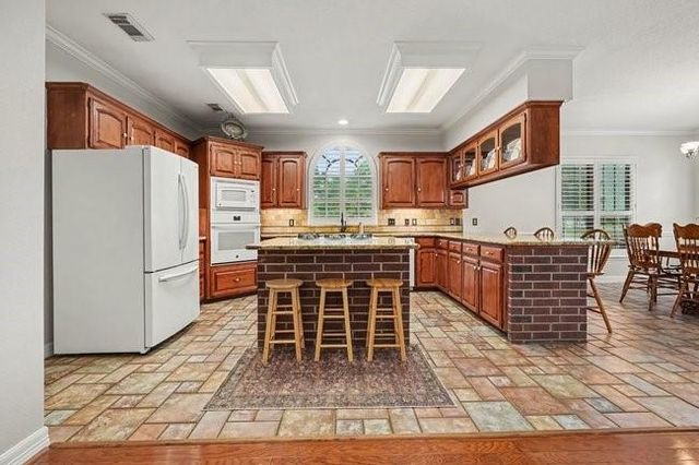 5400 W Orange Street, Pearland, TX 77581