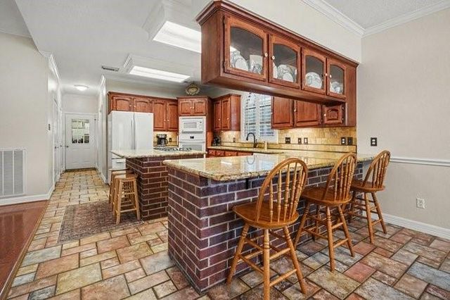 5400 W Orange Street, Pearland, TX 77581
