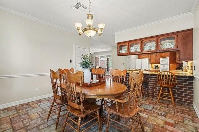 5400 W Orange Street, Pearland, TX 77581