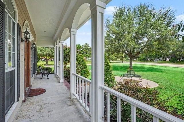 5400 W Orange Street, Pearland, TX 77581