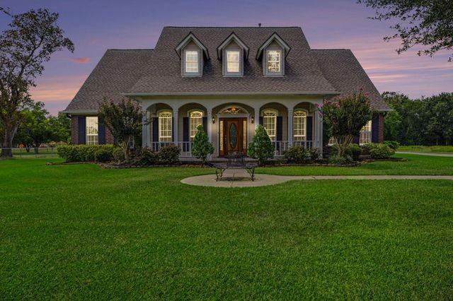 5400 W Orange Street, Pearland, TX 77581