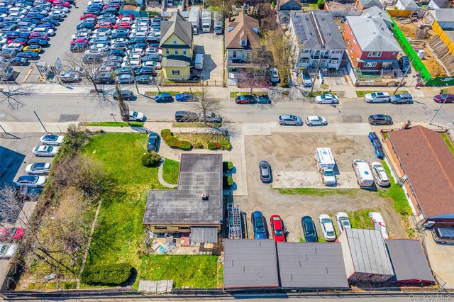 4341+4345 Burling Street, Flushing, NY 11355