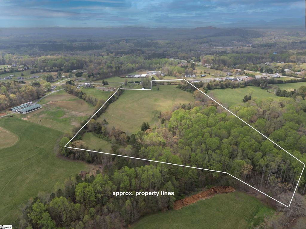 6505 S Highway 9, Columbus, NC 28722