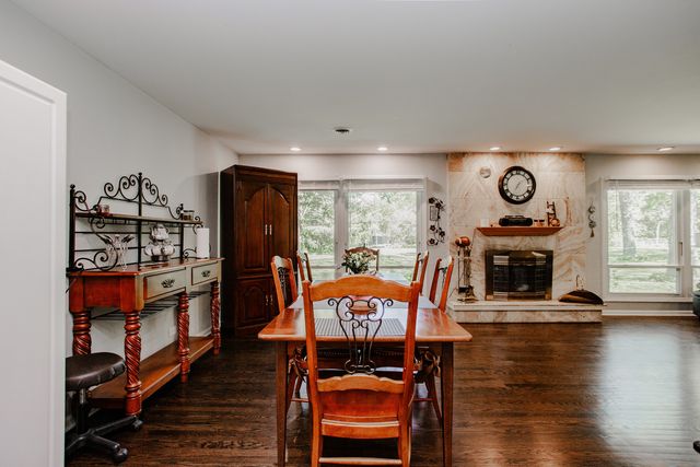 29W625 Hawthorne Lane, West Chicago, IL 60185