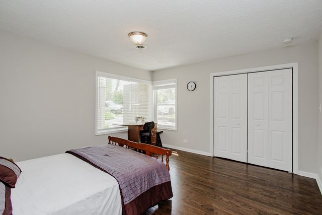 29W625 Hawthorne Lane, West Chicago, IL 60185