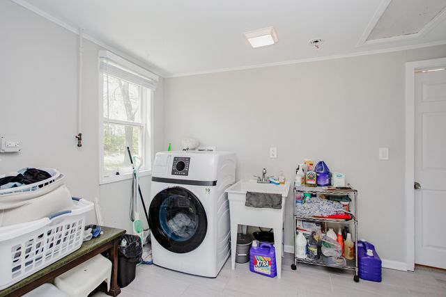 29W625 Hawthorne Lane, West Chicago, IL 60185