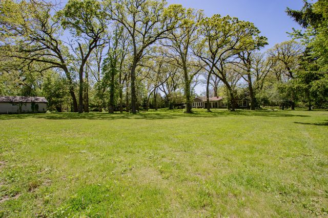 29W625 Hawthorne Lane, West Chicago, IL 60185