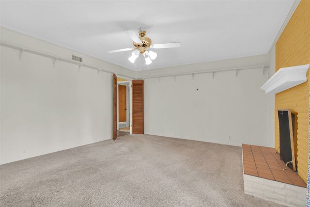1500 W Heron Street, Denison, TX 75020