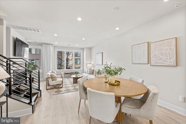 6662 EAMES WAY, Bethesda, MD 20817