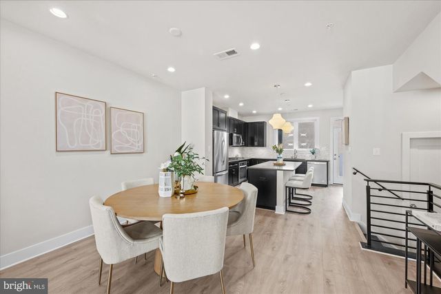 6662 EAMES WAY, Bethesda, MD 20817