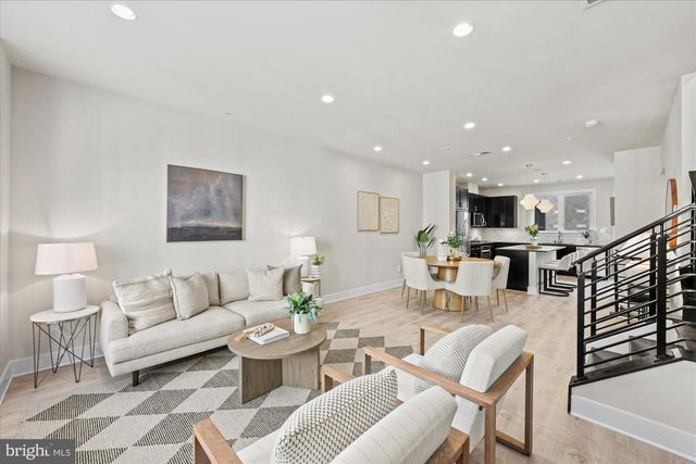 6662 EAMES WAY, Bethesda, MD 20817