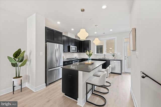 6662 EAMES WAY, Bethesda, MD 20817