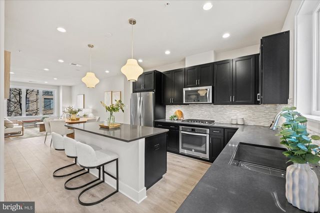 6662 EAMES WAY, Bethesda, MD 20817