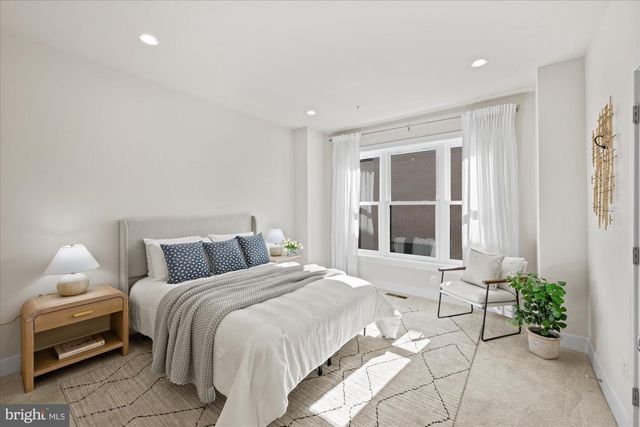 6662 EAMES WAY, Bethesda, MD 20817