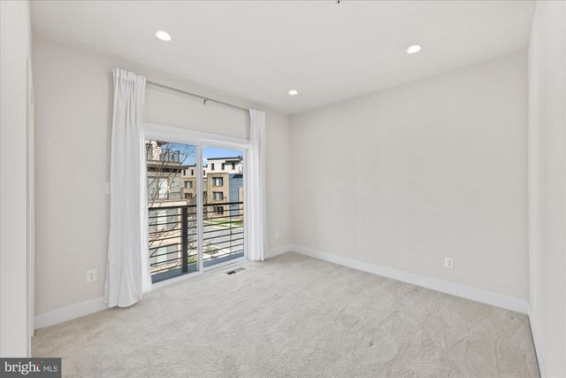 6662 EAMES WAY, Bethesda, MD 20817