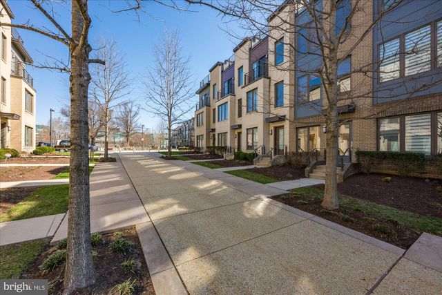 6662 EAMES WAY, Bethesda, MD 20817