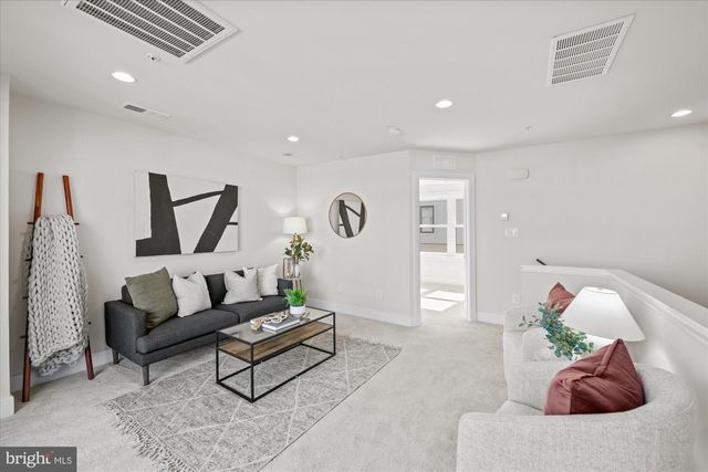 6662 EAMES WAY, Bethesda, MD 20817