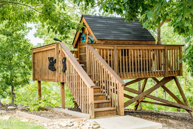 3309 Lonesome Pine Way, Sevierville, TN 37862