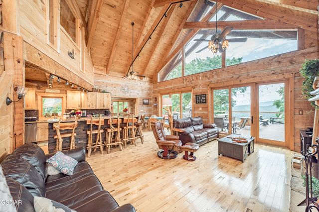 3309 Lonesome Pine Way, Sevierville, TN 37862