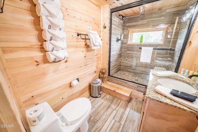 3309 Lonesome Pine Way, Sevierville, TN 37862