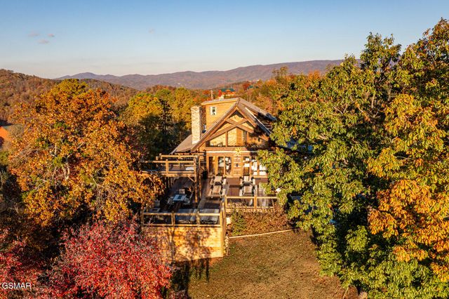 3309 Lonesome Pine Way, Sevierville, TN 37862