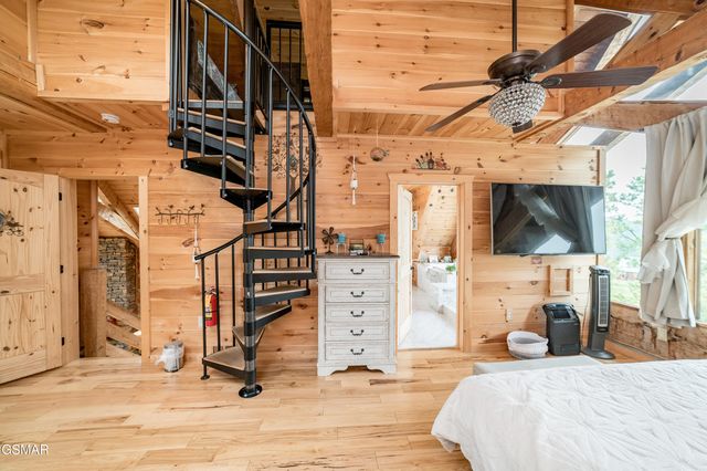 3309 Lonesome Pine Way, Sevierville, TN 37862