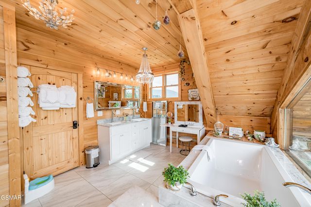 3309 Lonesome Pine Way, Sevierville, TN 37862