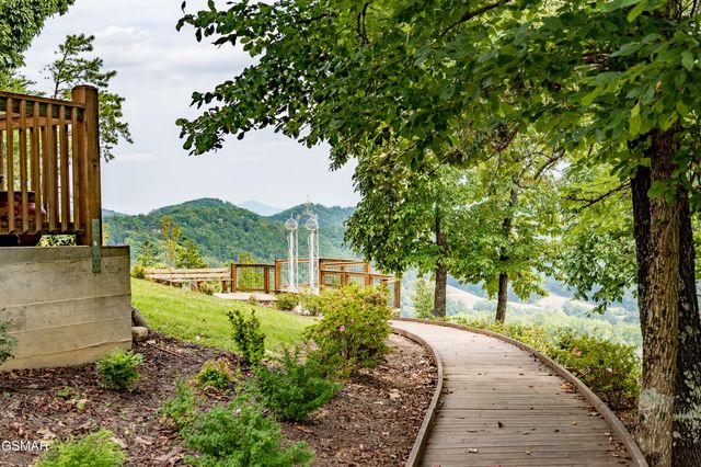 3309 Lonesome Pine Way, Sevierville, TN 37862