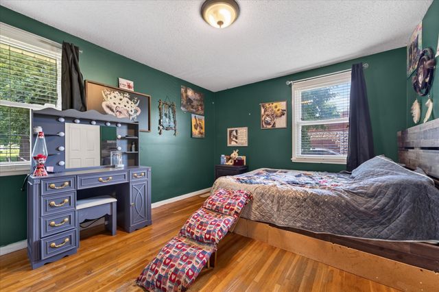 2404 Green Acres Dr, Clarksville, TN 37042