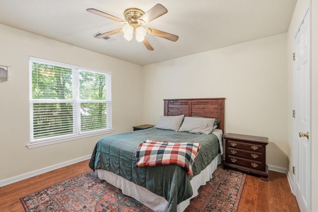 229 Adcock Rd, Hot Springs, AR 71913