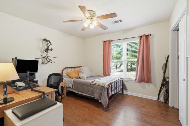 229 Adcock Rd, Hot Springs, AR 71913