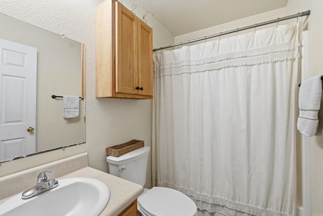 229 Adcock Rd, Hot Springs, AR 71913