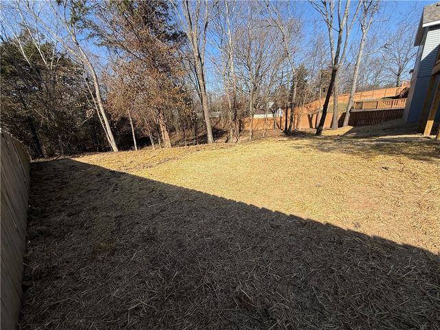 6 Dillow Lane, Bella Vista, AR 72714