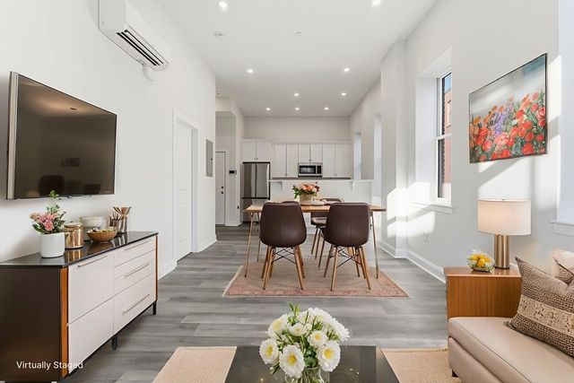 19-25 Essex 201, Haverhill, MA 01830