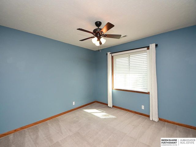 6009 S 158 Street, Omaha, NE 68135