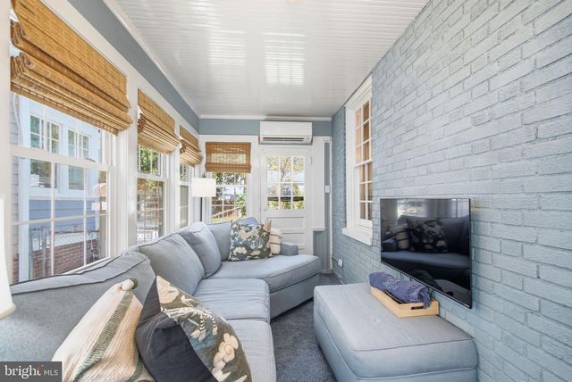 917 MARYE ST, Fredericksburg, VA 22401