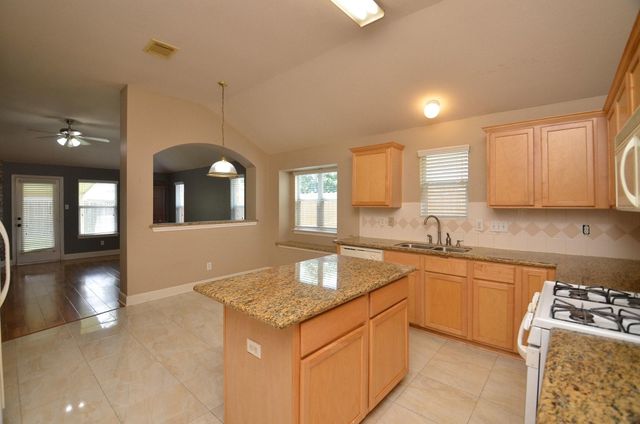4510 Regal Drive, Baytown, TX 77521