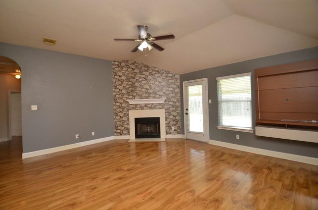 4510 Regal Drive, Baytown, TX 77521